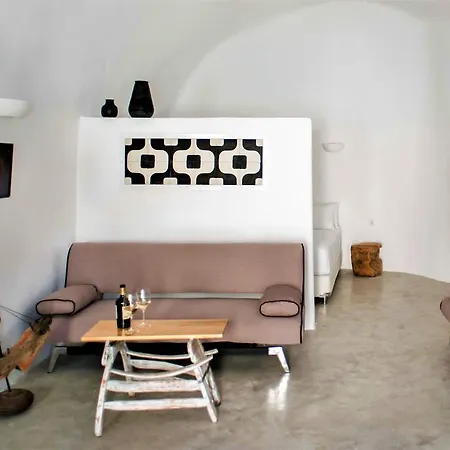 Neso And Thoe Traditional Houses * קרטראדוס