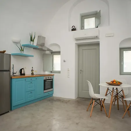 Holiday home Neso And Thoe Traditional Houses Karterados (Santorini)
